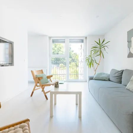 Gatsby's Place I Optional Parking I Baby Cot Available * Lubiana